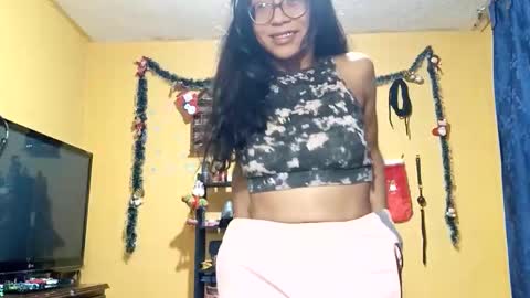 Violet777  online show from November 2025 11:24:01 PM