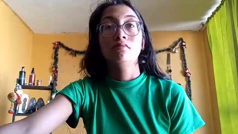 Violet777  online show from December 2025 12:47:02 PM