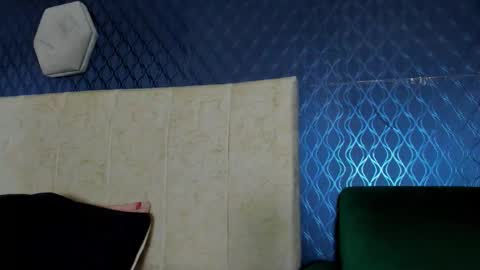 violett  rousee online show from October 2025 06:09:01 PM