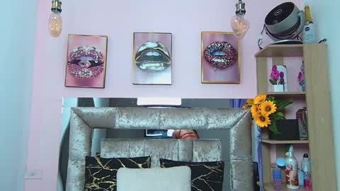 Violeta froz online show from November 2025 07:21:01 PM