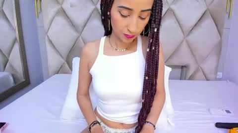 Violett  online show from April 2026 08:31:02 PM