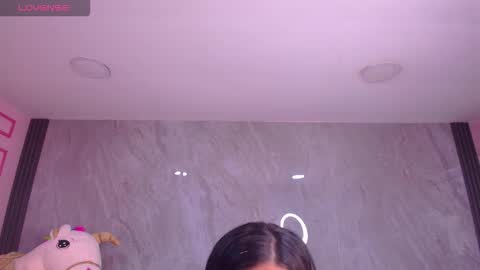 Violetta  online show from November 2025 03:45:02 AM