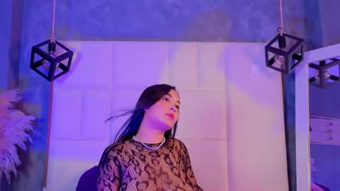 Snapshot of violetta_rose_ chatting on June 2026 11:00:01 PM violetta online show from June 2026 11:00:01 PM