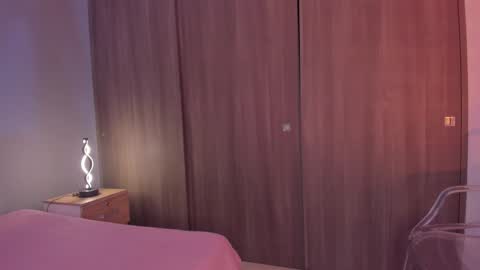 Snapshot of violetta_swift_ chatting on December 2024 05:18:02 AM violetta independent model online show from December 2024 05:18:02 AM