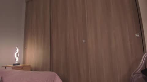 Snapshot of violetta_swift_ chatting on December 2024 08:26:02 AM violetta independent model online show from December 2024 08:26:02 AM