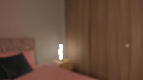 Snapshot of violetta_swift_ chatting on March 2025 08:05:01 AM violetta independent model online show from March 2025 08:05:01 AM