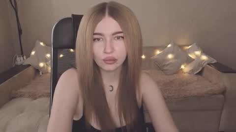 Snapshot of violettaotis chatting on October 2025 09:48:01 AM ViolettaOtis online show from October 2025 09:48:01 AM