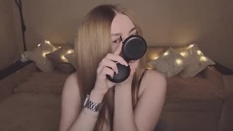 Snapshot of violettaotis chatting on November 2025 12:11:01 PM ViolettaOtis online show from November 2025 12:11:01 PM