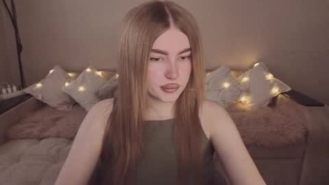 ViolettaOtis online show from April 2026 02:26:01 PM