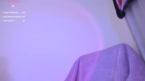 Violett online show from December 2024 07:01:01 AM