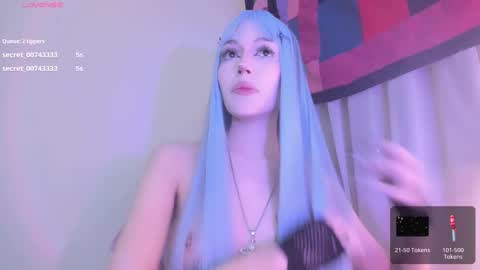 Violett online show from March 2025 05:03:02 AM