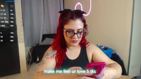 Snapshot of violettelynn_ chatting on February 2026 02:56:02 AM Violetta Morningstar online show from February 2026 02:56:02 AM