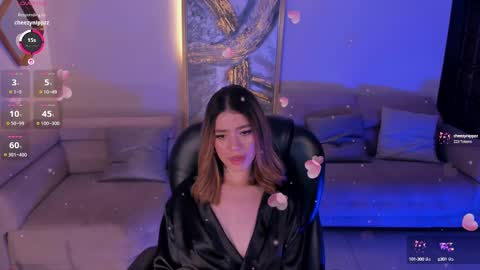 Violett  online show from March 2025 03:43:02 AM