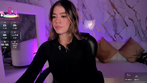 Violett  online show from November 2025 10:59:02 AM