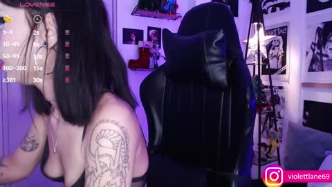 Snapshot of violettlane chatting on December 2024 09:06:01 PM Violeta online show from December 2024 09:06:01 PM