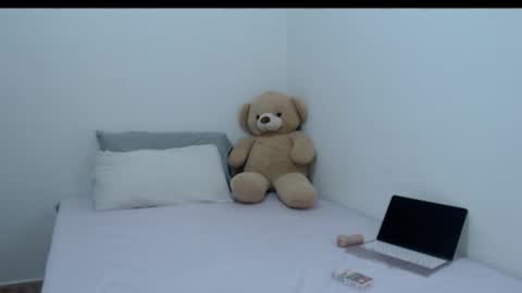 Violett online show from July 2026 07:38:02 PM