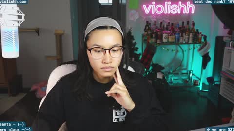 Snapshot of violishh chatting on December 2024 08:03:02 PM follow me on twitter violishh and ig violishh  online show from December 2024 08:03:02 PM