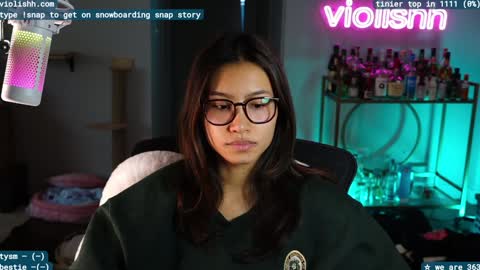 Snapshot of violishh chatting on February 2025 08:46:01 PM follow me on twitter violishh and ig violishh  online show from February 2025 08:46:01 PM