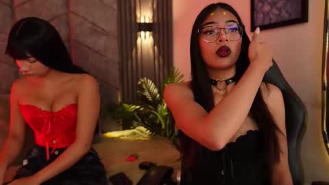 Snapshot of viollettebylyly chatting on October 2025 12:04:02 PM viollettebylyly online show from October 2025 12:04:02 PM