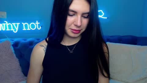 viollinalv online show from January 2025 08:45:01 AM