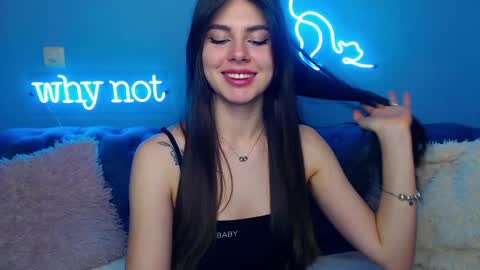 viollinalv online show from February 2025 11:55:01 AM