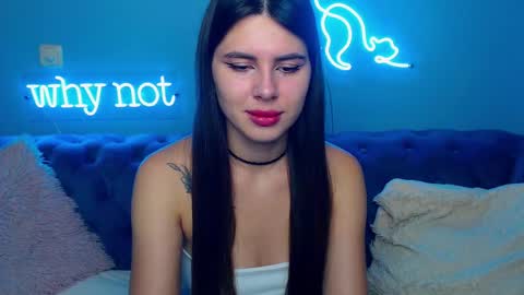 viollinalv online show from October 2025 04:53:02 AM