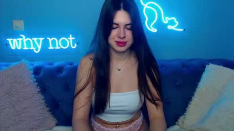 viollinalv online show from November 2025 05:42:02 AM