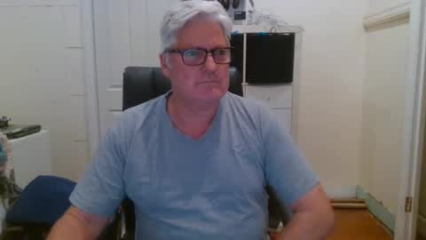 Snapshot of viper654321 chatting on January 2025 07:18:01 AM viper654321 online show from January 2025 07:18:01 AM