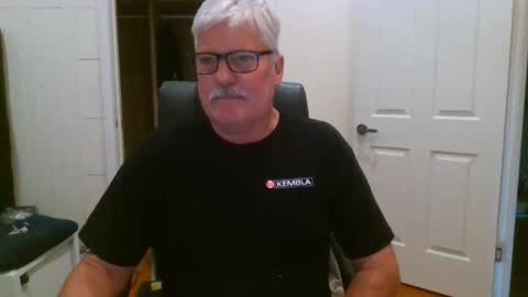 Snapshot of viper654321 chatting on October 2025 07:28:01 AM viper654321 online show from October 2025 07:28:01 AM