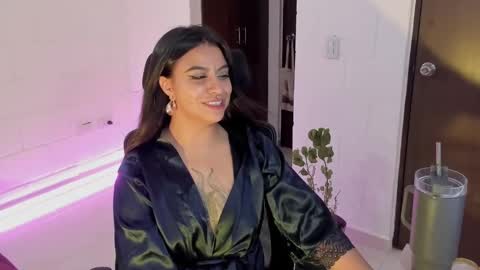 Lu online show from January 2025 04:54:01 AM