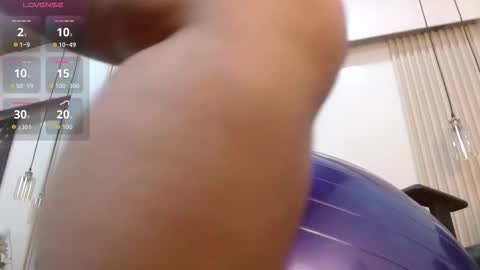 Snapshot of virtual_charm chatting on November 2025 01:33:02 PM Sofia online show from November 2025 01:33:02 PM