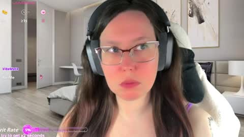 Victoria Romans online show from May 2026 02:17:01 AM