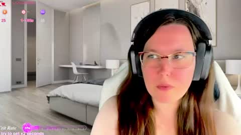Snapshot of visecret chatting on June 2026 09:43:02 PM Victoria Romans online show from June 2026 09:43:02 PM