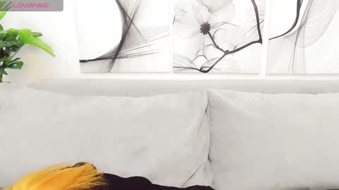 Snapshot of vita_flowen chatting on January 2025 07:00:01 AM Vita online show from January 2025 07:00:01 AM