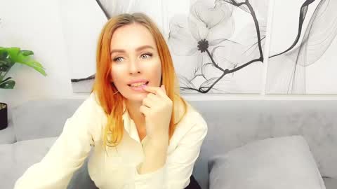 Snapshot of vita_flowen chatting on February 2025 12:44:01 PM Vita online show from February 2025 12:44:01 PM