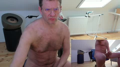 Snapshot of vitachef7 chatting on December 2024 09:35:02 AM viahuer7 online show from December 2024 09:35:02 AM