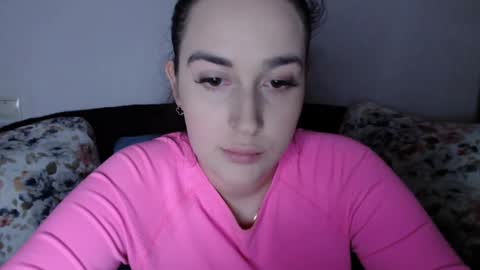 Snapshot of vitalina_freedom chatting on November 2025 02:43:02 PM Vitalina online show from November 2025 02:43:02 PM