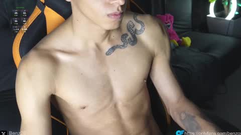 Snapshot of vito_benz chatting on February 2025 10:20:02 PM VITO BENZ online show from February 2025 10:20:02 PM