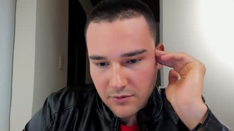 Snapshot of vito_ferrero chatting on January 2025 02:15:02 AM Vito Ferrer online show from January 2025 02:15:02 AM