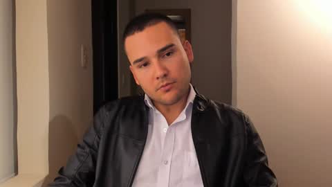 Snapshot of vito_ferrero chatting on February 2025 01:27:02 AM Vito Ferrer online show from February 2025 01:27:02 AM