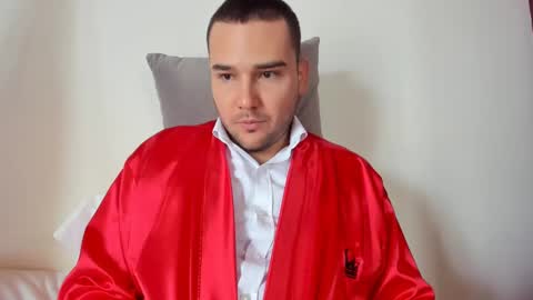 Snapshot of vito_ferrero chatting on February 2025 02:07:01 PM Vito Ferrer online show from February 2025 02:07:01 PM