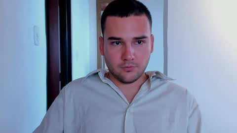 Snapshot of vito_ferrero chatting on February 2025 06:53:01 PM Vito Ferrer online show from February 2025 06:53:01 PM