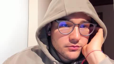 Snapshot of vito_ferrero chatting on February 2025 01:48:02 AM Vito Ferrer online show from February 2025 01:48:02 AM