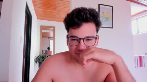 Snapshot of vito_ferrero chatting on September 2025 05:57:02 PM Vito Ferrer online show from September 2025 05:57:02 PM