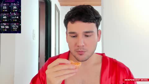 Snapshot of vito_ferrero chatting on September 2025 06:07:01 PM Vito Ferrer online show from September 2025 06:07:01 PM