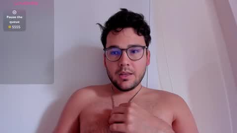 Snapshot of vito_ferrero chatting on September 2025 12:18:01 PM Vito Ferrer online show from September 2025 12:18:01 PM