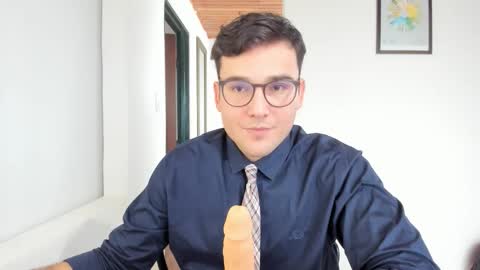 Snapshot of vito_ferrero chatting on October 2025 05:24:02 PM Vito Ferrer online show from October 2025 05:24:02 PM