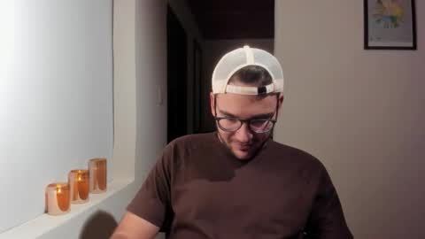 Snapshot of vito_ferrero chatting on November 2025 12:57:02 AM Vito Ferrer online show from November 2025 12:57:02 AM