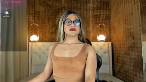 VittaaaPlease help me with your thumbs up its important  online show from February 2025 12:59:01 PM