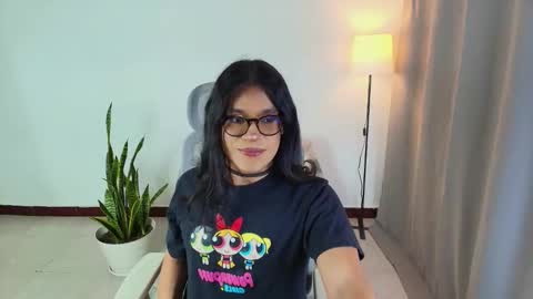 VittaaaPlease help me with your thumbs up its important  online show from October 2025 02:15:01 AM